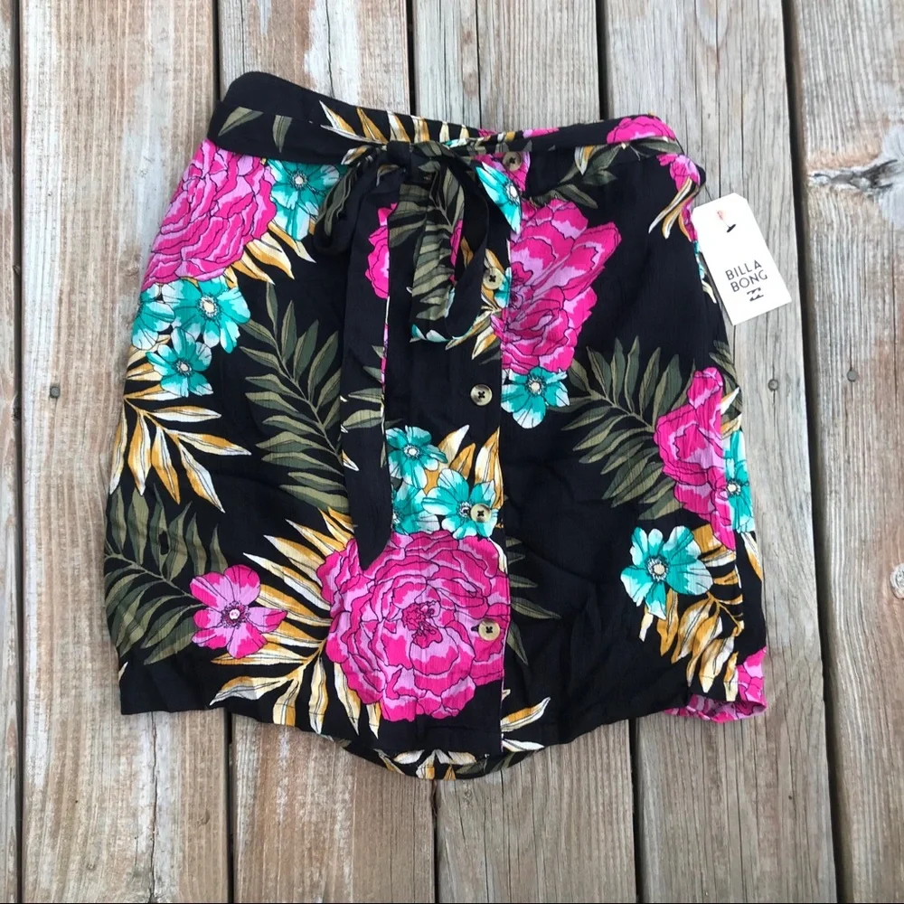 Billabong Sway Away mini skirt small/medium - Picture 2 of 8